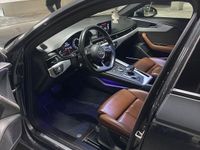 Second-hand Audi A4 Design 170 CP (125 kW) 2018 Gri Break