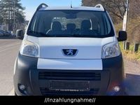 Gebraucht Peugeot Bipper Outdoor 75 PS (55 kW) 2015 Weiß Van / Kleinbus