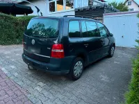 Gebraucht VW Touran 105 PS (77 kW) 2003 Schwarz Van / Kleinbus