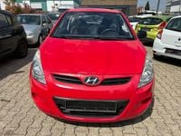 Gebraucht Hyundai i20 Classic 77 PS (56 kW) 2011 Rot Kleinwagen