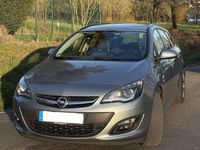 Gebraucht Opel Astra 165 PS (121 kW) 2014 Grau Kombi
