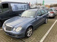 Gebraucht Mercedes E320 Avantgarde 224 PS (164 kW) 2007 Blau Kombi