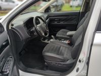 gebraucht Mitsubishi Outlander P-HEV BASIS Spirit Paket 2.4 MIVEC