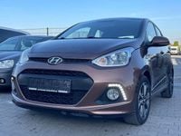 Gebraucht Hyundai i10 Style 87 PS (63 kW) 2016 Braun Kleinwagen