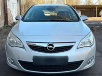 Gebraucht Opel Astra 125 PS (91 kW) 2011 Silber Kombi