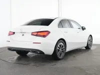 Gebraucht Mercedes A180 Advanced 136 PS (100 kW) 2024 Unilack polarweiß Limousine