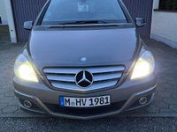 Gebraucht Mercedes B200 136 PS (100 kW) 2008 Grau Van / Kleinbus
