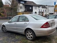 Gebraucht Mercedes 220 143 PS (105 kW) 2001 Silber Limousine