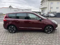 Gebraucht Renault Scénic III Bose Edition 132 PS (97 kW) 2014 Rot Limousine