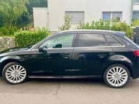 Gebraucht Audi e-tron Design 204 PS (150 kW) 2016 Schwarz SUV