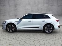 Gebraucht Audi Q8 e-tron S-Line 300 kW (408 PS) 2023 Gletscherweiß metallic SUV