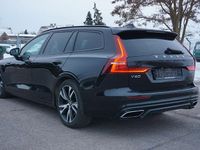 Gebraucht Volvo V60 R-Design 150 PS (110 kW) 2019 Schwarz Kombi