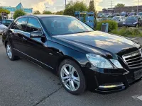 Gebraucht Mercedes E200 184 PS (135 kW) 2011 Schwarz Limousine