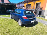 Second-hand Opel Astra 105 CP (77 kW) 2004 Albastru Hatchback