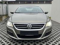 Gebraucht VW Passat 160 PS (117 kW) 2011 Coupé