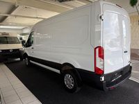 Gebraucht Ford Transit 131 PS (96 kW) 2022 Weiß Van / Kleinbus