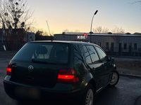 Gebraucht VW Golf IV Edition 75 PS (55 kW) 2001 Grün Kleinwagen