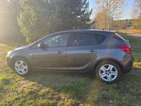 Gebraucht Opel Astra Design Edition 87 PS (63 kW) 2011 Grau Limousine