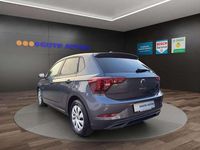 Usado VW Polo Basis 80 HP (58 kW) 2022 Cinzento Citadino