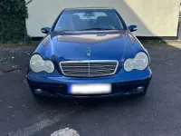 Gebraucht Mercedes C180 Classic 143 PS (105 kW) 2003 Blau Limousine