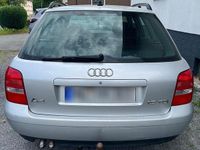 Gebraucht Audi A4 90 PS (66 kW) 2000 Silber Kombi