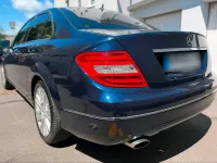 Gebraucht Mercedes C200 184 PS (135 kW) 2013 Blau Limousine