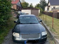 Second-hand VW Passat 150 CP (110 kW) 2001 Negru Berlinǎ