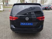 Gebraucht VW Touran Sound 150 PS (110 kW) 2018 Schwarz (tiefschwarzmet.) Van / Kleinbus