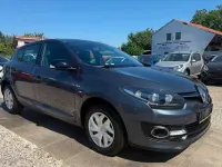 Gebraucht Renault Mégane III LIMITED 110 PS (80 kW) 2015 Titangrau Limousine