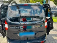 Gebraucht Ford Tourneo Courier 95 PS (69 kW) 2015 Schwarz Van / Kleinbus