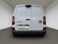 Neu Fiat Doblò 131 PS (96 kW) 2026 Weiss Van / Kleinbus