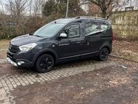 Gebraucht Dacia Dokker Celebration 116 PS (85 kW) 2019 Grau Van / Kleinbus