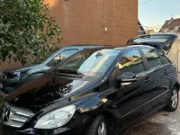 Gebraucht Mercedes B180 109 PS (80 kW) 2010 Schwarz Van / Kleinbus
