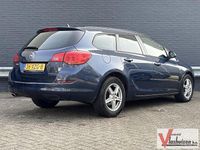 Gebraucht Opel Astra Edition 120 PS (88 kW) 2012 Blau Kombi