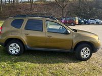 Gebraucht Dacia Duster Essentiel 114 PS (83 kW) 2016 Gold SUV