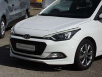 gebraucht Hyundai i20 1.2 84 PS INTRO EDITION 5-türig GJR,SHZ,EPH