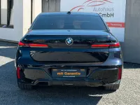 Gebraucht BMW 740 Performance 286 PS (210 kW) 2024 Schwarz Limousine