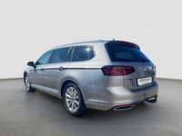 Gebraucht VW Passat Elegance 150 PS (110 kW) 2022 Silber Kombi