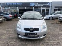 Gebraucht Toyota Yaris 87 PS (63 kW) 2006 Silber Limousine