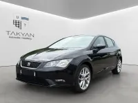 Używany Seat Leon Style 105 KM (77 kW) 2014 Czarny Kombi