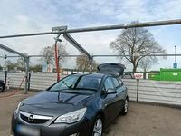 Używany Opel Astra 115 KM (84 kW) 2010 Szary Kombi