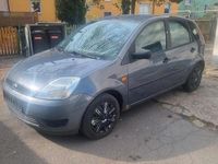 Gebraucht Ford Fiesta 85 PS (62 kW) 2005 Grau Kleinwagen