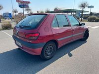 Gebraucht Peugeot 306 101 PS (74 kW) 1995 Rot Limousine