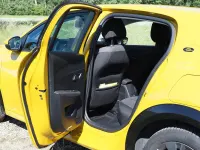 Gebraucht Peugeot e-208 Active 100 kW (136 PS) 2021 Gelb Kleinwagen