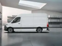 Gebraucht Mercedes Sprinter 170 PS (125 kW) 2025 Arktikweiß Van