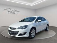 Gebraucht Opel Astra Excellence 110 PS (80 kW) 2015 Schneeweiss/summitwhite/arctic Limousine