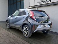 Gebraucht Toyota Aygo X Basis 72 PS (52 kW) 2025 Grau SUV
