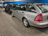 Gebraucht Mercedes C180 143 PS (105 kW) 2007 Silber Kombi