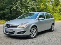 Gebraucht Opel Astra 90 PS (66 kW) 2009 Silber Kombi