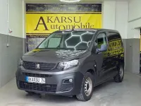 Gebraucht Peugeot Partner 131 PS (96 kW) 2019 Grau Van / Kleinbus